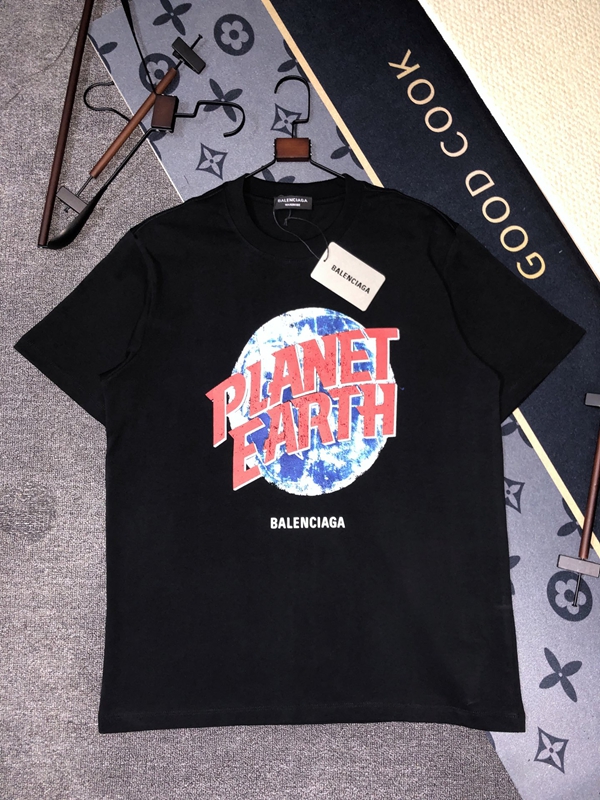 ブランドTシャツ正面デザイン